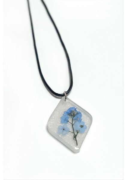 Ds-Derin Unutmabeni Çiçeği Baklava Dilimli Epoksi Kolye-Beyaz fiyatları