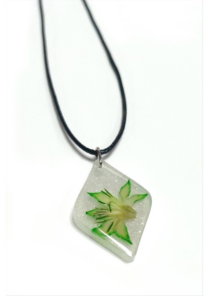 Ds-Derin Tesbih Çiçeği Baklava Dilimli Epoksi Kolye-Yeşil fiyatları