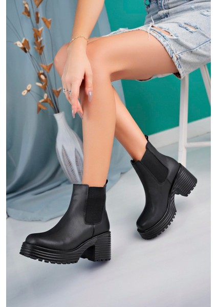 Lastik Detaylı Yüksek Tabanlı Bot-Siyah