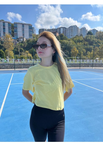 Yuvarlak Yaka Kısa Kol Baskısız Crop T-Shirt fiyatları
