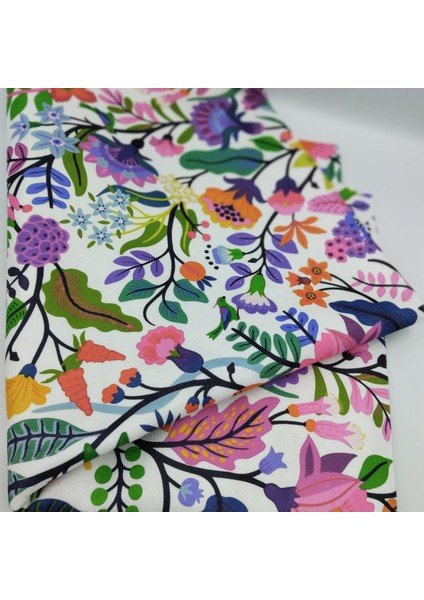 Botanik Çiçek Desenli Dijital Baskılı Döşemelik Polyester Kumaş – Canlı Görünüm | 140 cm Genişlik Elndö3