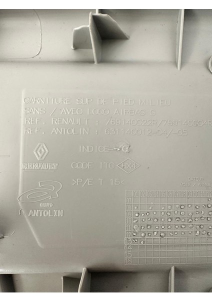 Orta Kapı Direği Üst Kaplaması Sol - Renault Fluence Megane 3 modelleri