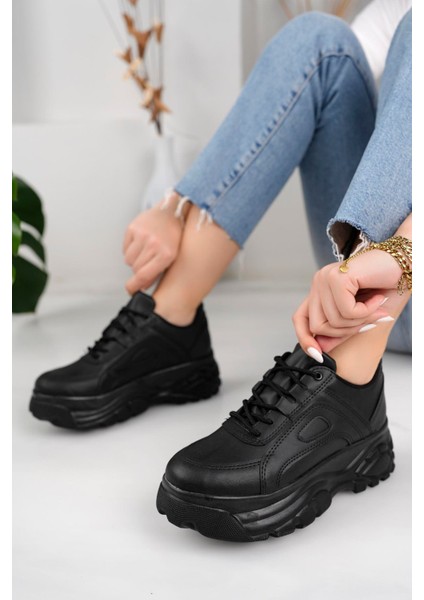 Yüksek Tabanlı Hafif Rahat Bağcıklı Spor Ayakkabı-Siyah fiyatları