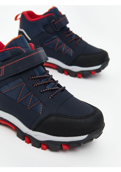 Yeni Sezon Bağcık ve Cırt Cırtlı Erkek Çocuk Bot modelleri