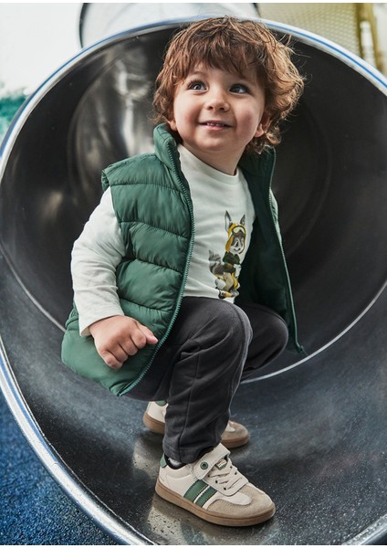 1-4 Yaş Erkek Bebek 3’lü Takım – Yeşil Cepli Şişme Yelek, Baskılı Sweat ve Antrasit Şardonlu Eşofman indirimleri