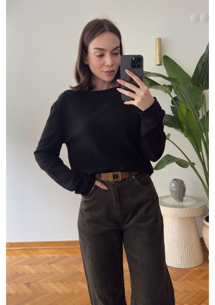 Marka Model Kayık Yaka Triko Bluz- Siyah