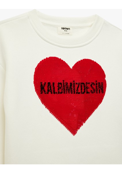 Atatürk Baskılı Uzun Kollu Bisiklet Yaka Pullu Payetli Sweatshirt modelleri