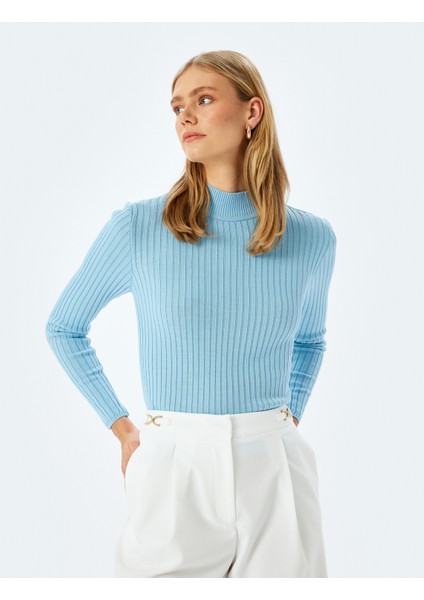 Dik Yaka Slim Fit Uzun Kollu Basic Triko Kazak