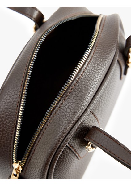 Suni Deri Fermuarlı Saplı Askılı Metal Aksesuarlı Omuz Çantası