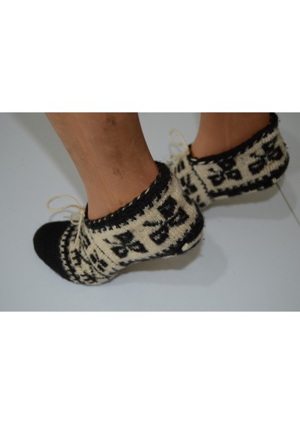 🧦 El Örgüsü Rahat ve Şık Patik fiyatları