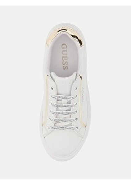 Kadın Beyaz Sneaker Düz Taban Tasarımı ile Rahat ve Şık Günlük Ayakkabı