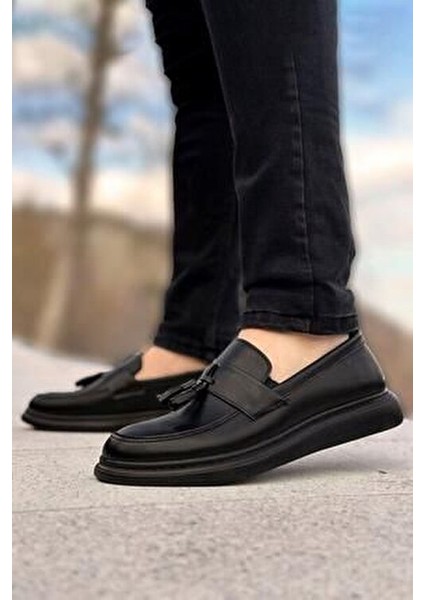Siyah Rugan Erkek Klasik Ayakkabı Düz Taban Rahat İç Taban ile Şık Tasarım modelleri