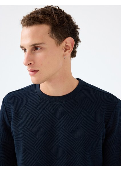 Regular Fit Erkek Sweatshirt fırsatları