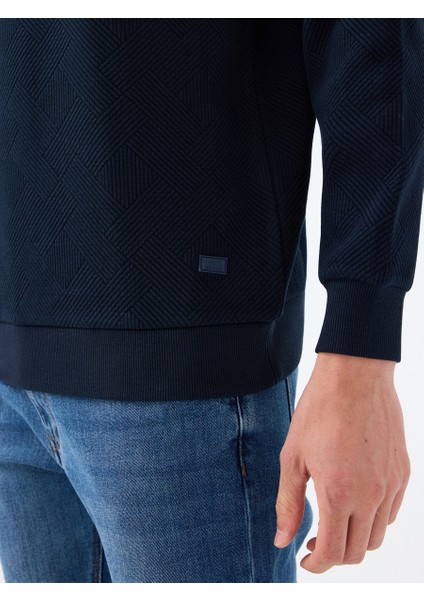 Regular Fit Erkek Sweatshirt indirimleri