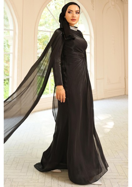 Yakası Taşlı Pelerin Detaylı Yoryo Ipek Tesettür Abiye Elbise Siyah 1247 modelleri