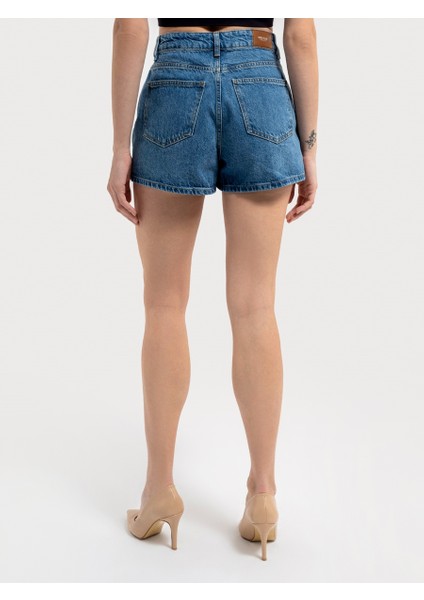 Regular Fit Kadın Şort