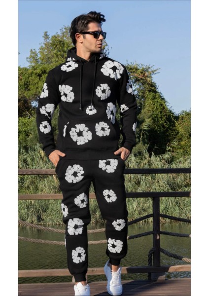 Erkek Oversize Kapşonlu Eşofman Takımı – Siyah Üzerine Beyaz Çiçek Desenli, Rahat ve Tarz Günlük Kombin