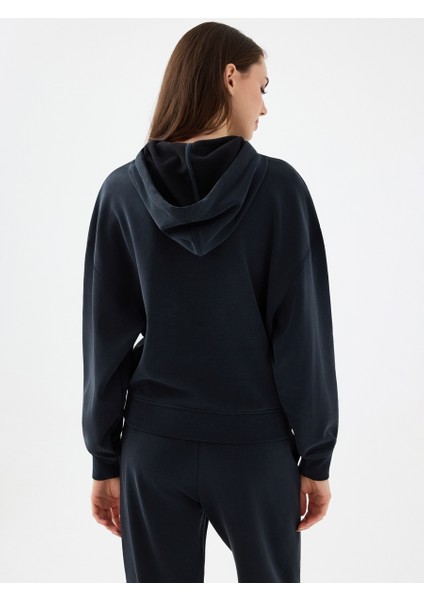 Regular Fit Kadın Sweatshirt modelleri