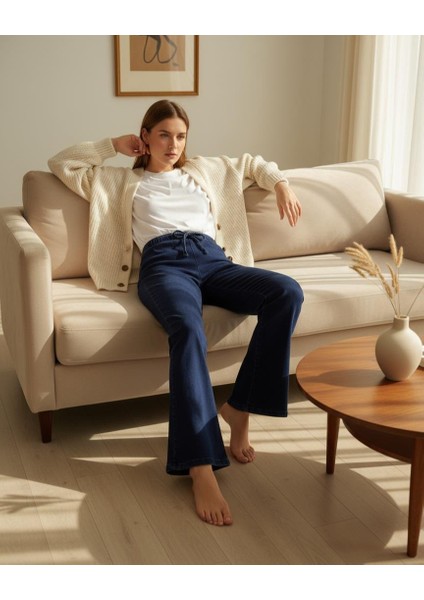 Ispanyol Paça Bağcık Detaylı Kot Pantolon modelleri