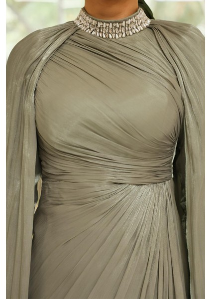 Yakası Taşlı Pelerin Detaylı Yoryo Ipek Tesettür Abiye Elbise Açık Yeşil 1247 fırsatları
