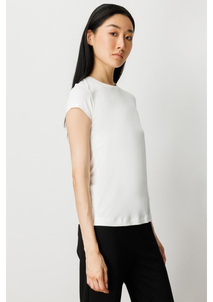 Kadın Sıfır Yaka Ay Kol Basic Bluz 61302 Ekru fiyatları