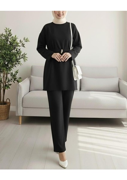 Yuvarlak Yaka Beli Kemerli Scuba Takım modelleri