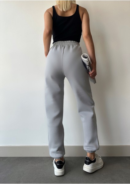 Kadın Gümüş Gri Kışlık Kalın Içi Polarlı Yüksek Bel Paçası Lastikli Basic Jogger Eşofman Altı indirimleri