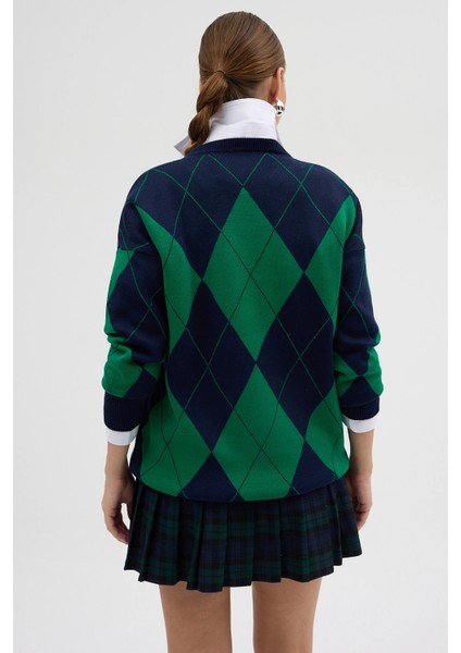 Lacivert Yeşil Baklava Desenli Yarım Balıkçı Yaka Oversize Triko Kazak fırsatları