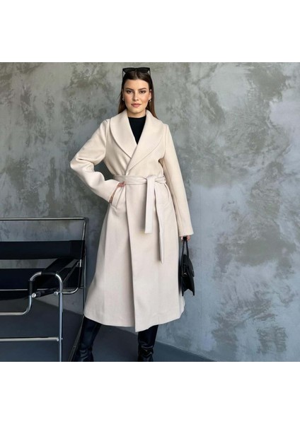 Şal Yaka Kaşe Manto