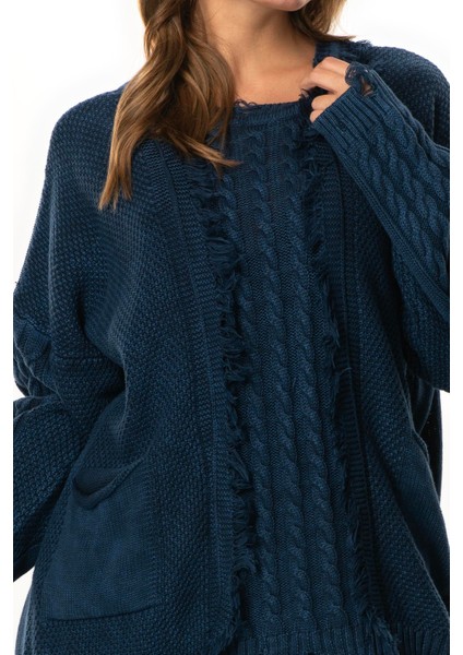 Uzun Kol Aylin Örgü Detaylı Bisiklet Yaka Sonbahar ve Kışlık Triko Bluz Lacivert Lcvt modelleri