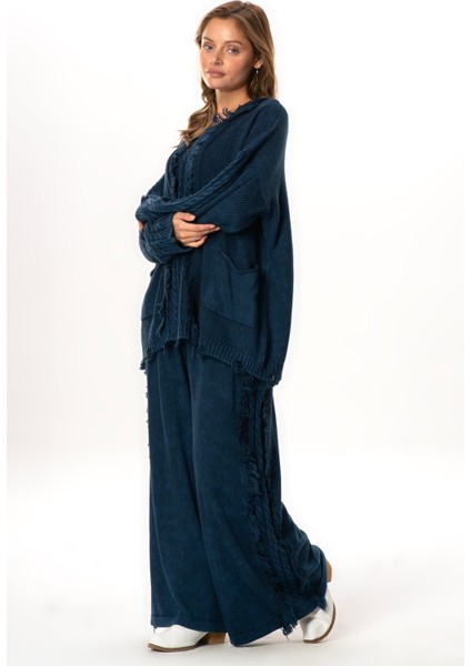 Uzun Kol Aylin Örgü Detaylı Bisiklet Yaka Sonbahar ve Kışlık Triko Bluz Lacivert Lcvt fırsatları