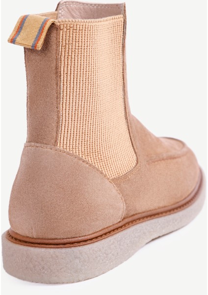 Retro Görünümlü Lastikli Bot