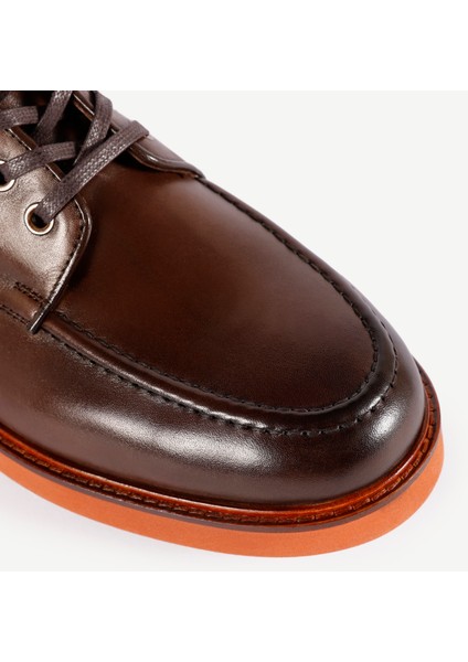 Renkli Tabanlı Bağcıklı Bot