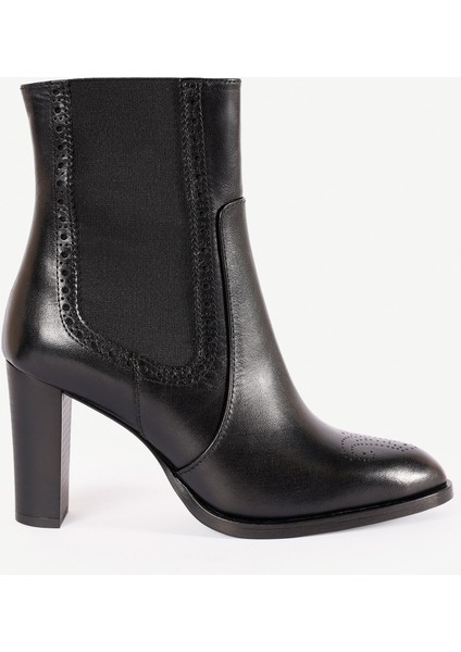 Yumuşak Tabanlı Lastikli Deri Bot