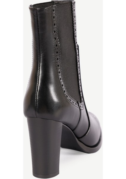 Yumuşak Tabanlı Lastikli Deri Bot