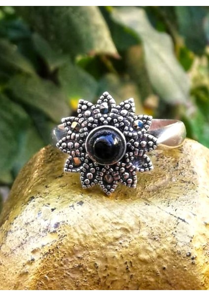 925 Ayar Kadın Gümüş Oltu Taşı Yüzük SY00064