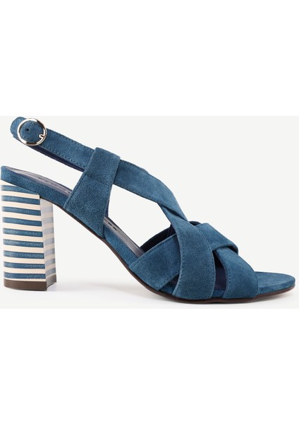 Çapraz Bantlı Deri Topuklu Sandalet