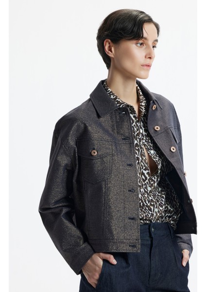 Gömlek Yaka Önü Cepli Kısa Ceket