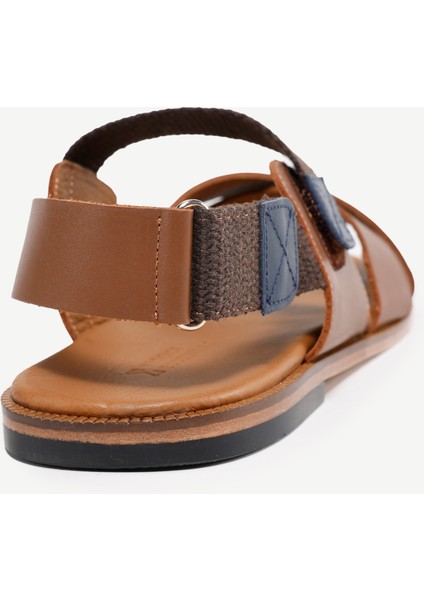Erkek Çapraz Deri Sandalet Kahverengi Konforlu Kullanım İçin Tasarlandı