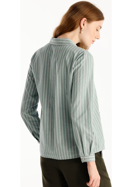 Önü Cepli Uzun Kollu Gömlek