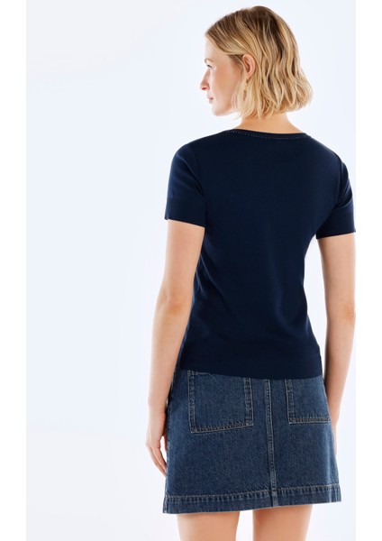 Kare Yaka Yarım Kollu Triko