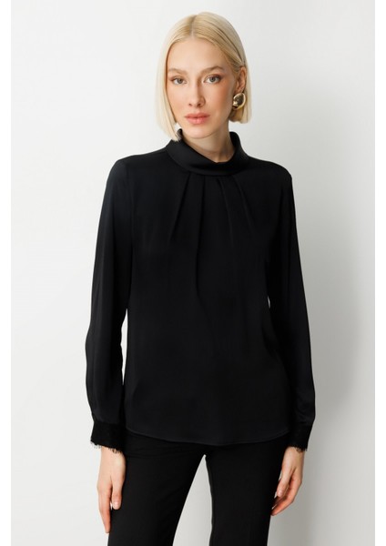 Önü Pileli Dantel Detaylı Bluz Siyah 03059 fiyatları