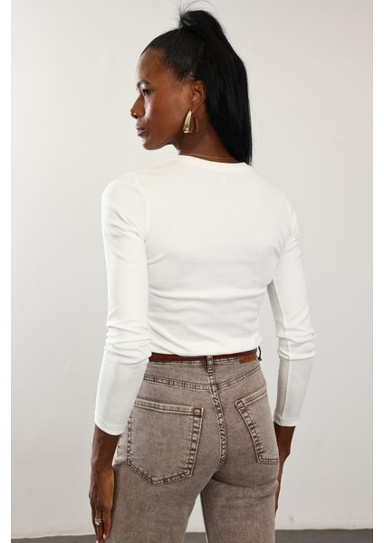 Ekru Fit Basic Uzun Kol Tişört indirimleri