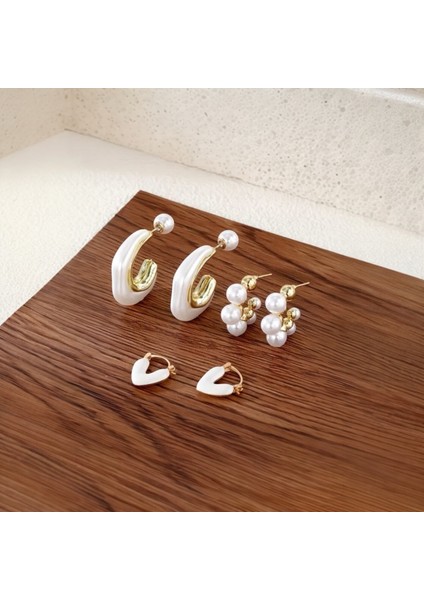 Yeni Sezon Lüks İnci Küpe Seti - Gold Detay Kalp ve Sallantılı Modeller - Şık ve Zamansız modelleri