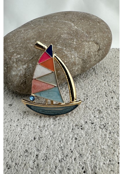 Altın Sarısı Renkli Yelkenli Tasarımlı Broş (4cm) fırsatları