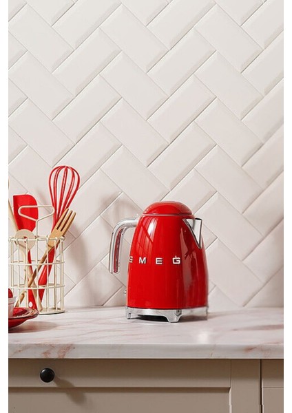 Kırmızı Kettle KLF03RDEU fiyatları