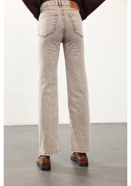 Yıkamalı Kahve Likralı Straight Jean RM1013