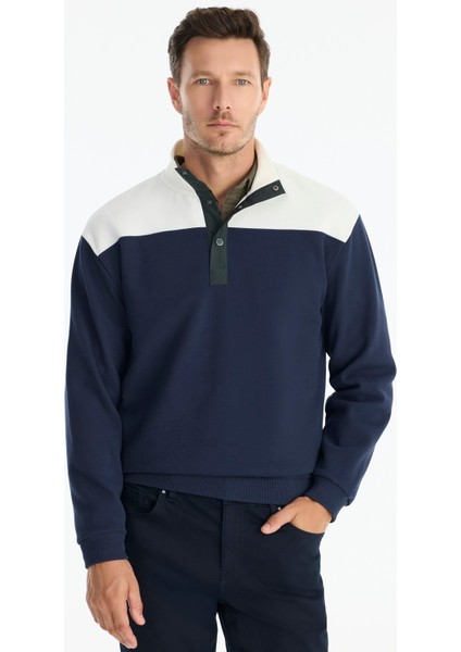 Regular Dik Yaka Uzun Kol Sweatshirt