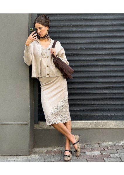 Dantel Brode Aplikeli Triko Etek IW6250004051023