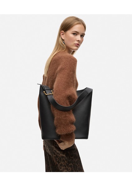 Deri görünümlü bucket çanta IW6250052055001 fiyatları